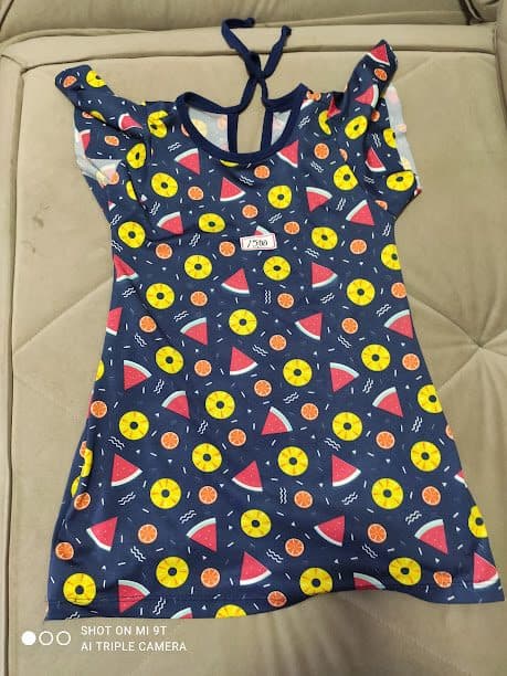 Vestidinho infantil- Pouquíssimo uso, está quase novo!